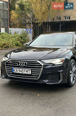 Седан Audi A6 2022 в 