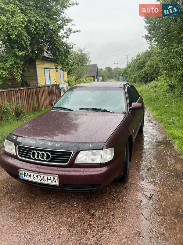 Седан Audi A6 1995 в Овруче