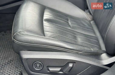 Седан Audi A6 2019 в  фото 18 Седан Audi A6 2019 в