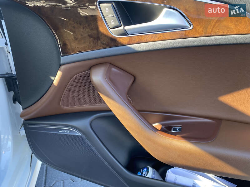 Седан Audi A6 2014 в Чернівцях