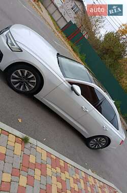 Седан Audi A6 2021 в 