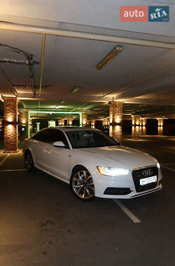 Седан Audi A6 2015 в 