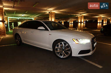 Седан Audi A6 2015 в 