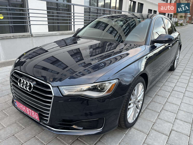 Седан Audi A6 2015 в 