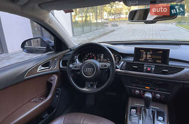 Седан Audi A6 2015 в 