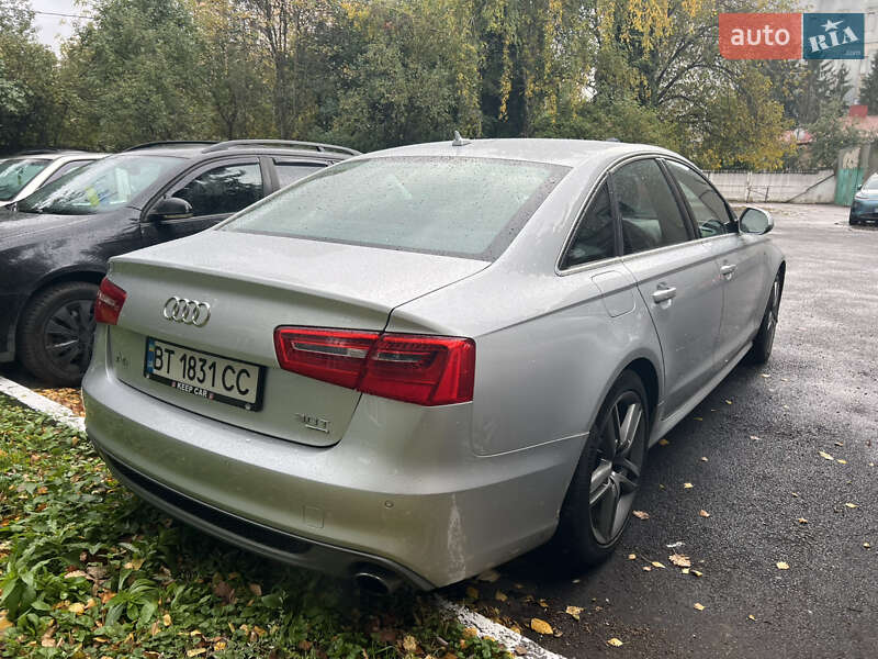 Седан Audi A6 2014 в Ровно