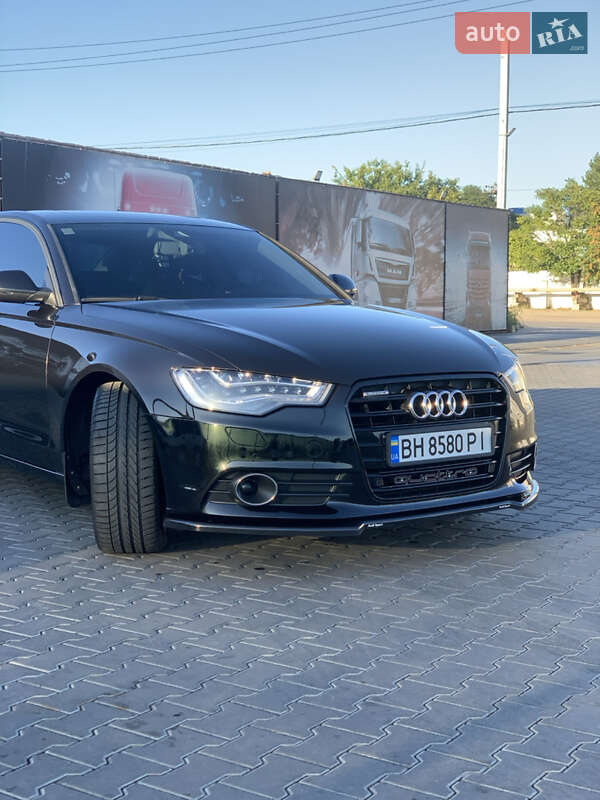 Седан Audi A6 2015 в Усатове