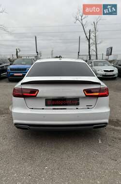 Седан Audi A6 2016 в 