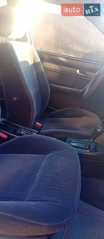 Седан Audi A6 1995 в Черновцах