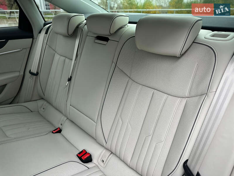 Седан Audi A6 2025 в Києві