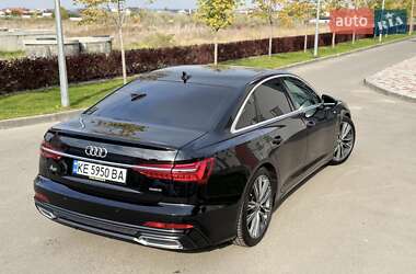 Седан Audi A6 2019 в 
