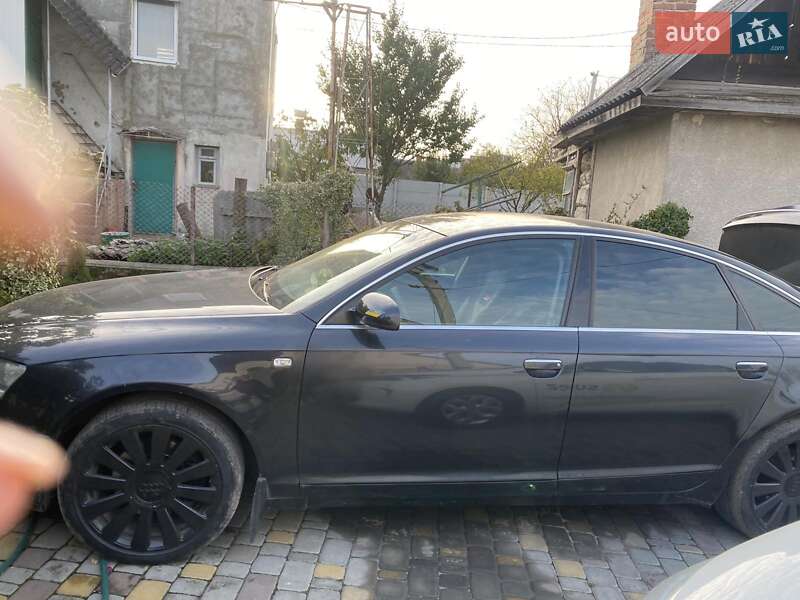 Седан Audi A6 2004 в Дубні