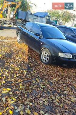 Седан Audi A6 2001 в  фото 10 Седан Audi A6 2001 в