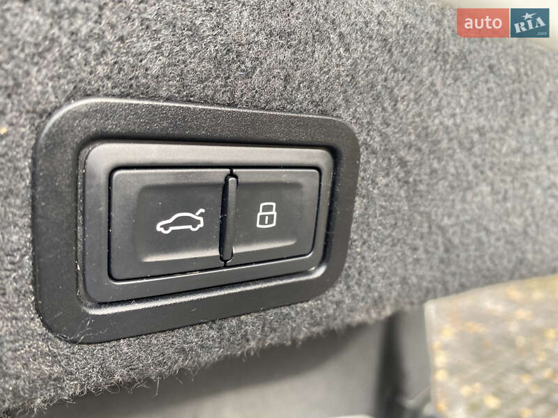 Седан Audi A6 2015 в Києві фото 29 Седан Audi A6 2015 в Києві