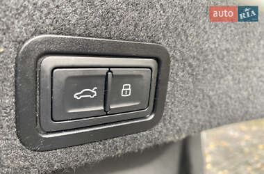 Седан Audi A6 2015 в  фото 29 Седан Audi A6 2015 в