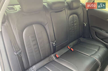 Седан Audi A6 2015 в  фото 42 Седан Audi A6 2015 в
