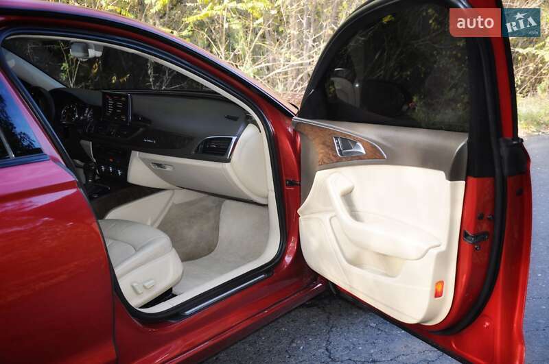 Седан Audi A6 2012 в Полтаві