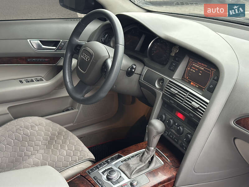 Седан Audi A6 2004 в Виннице