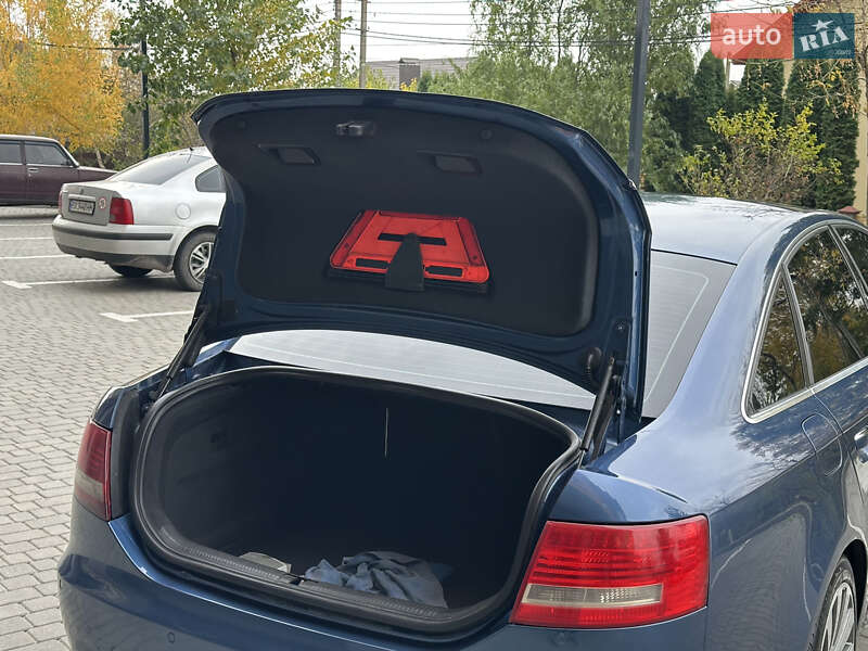 Седан Audi A6 2004 в Виннице