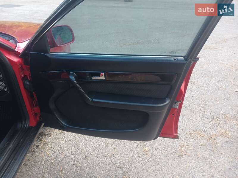 Седан Audi A6 1995 в Великих Мостах