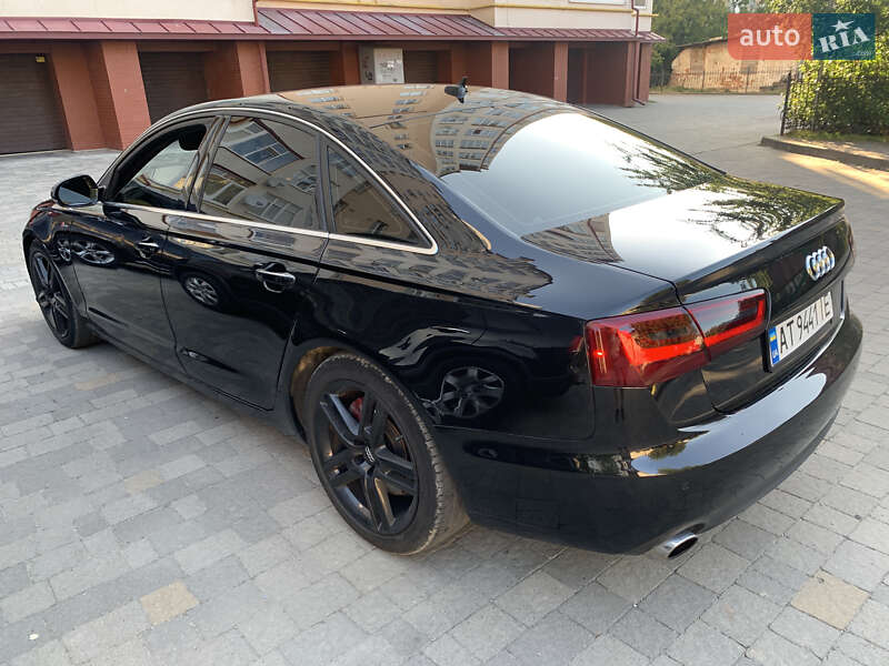 Седан Audi A6 2013 в Надворной