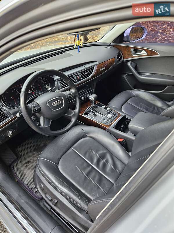 Седан Audi A6 2013 в Виннице
