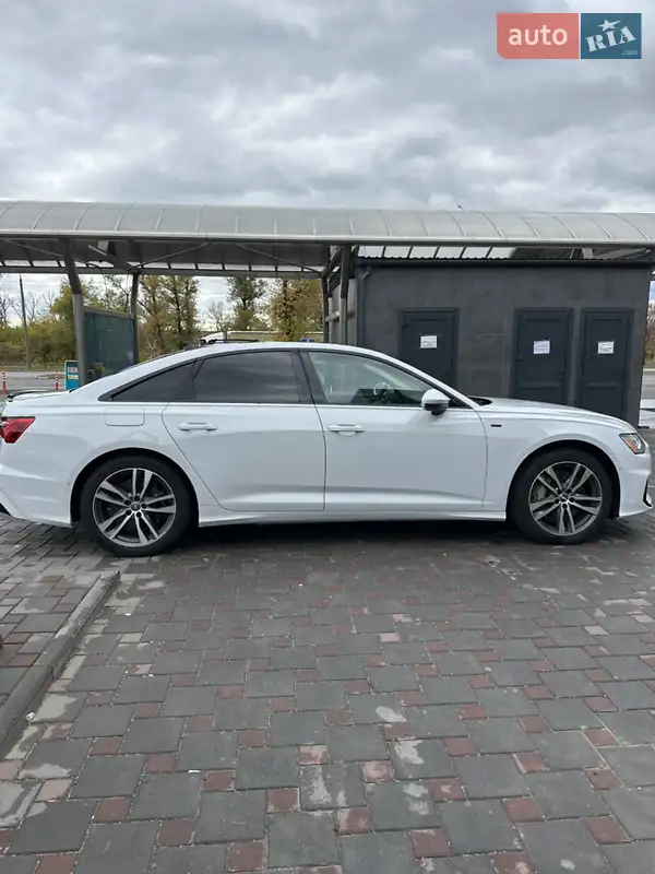 Audi A6 2018 VIN WAUL2AF28KN052114 фото оголошення 4 з 81