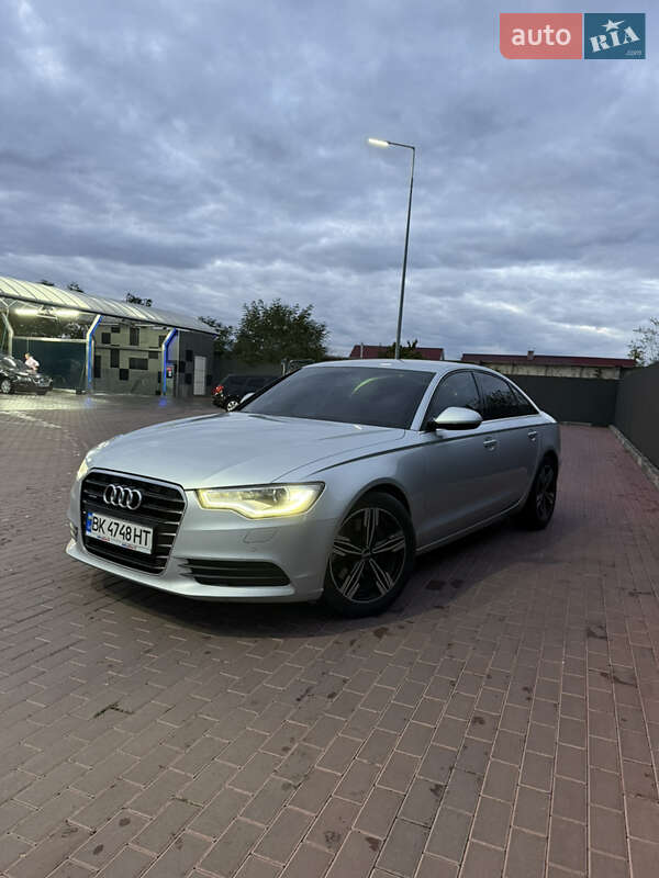 Audi A6 2011