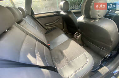 Универсал Audi A6 2001 в 