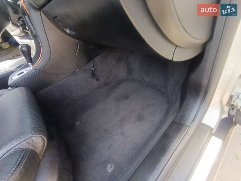 Універсал Audi A6 2004 в Чернівцях