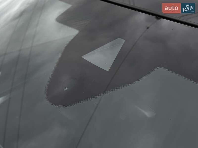 Седан Audi A6 2024 в Львові