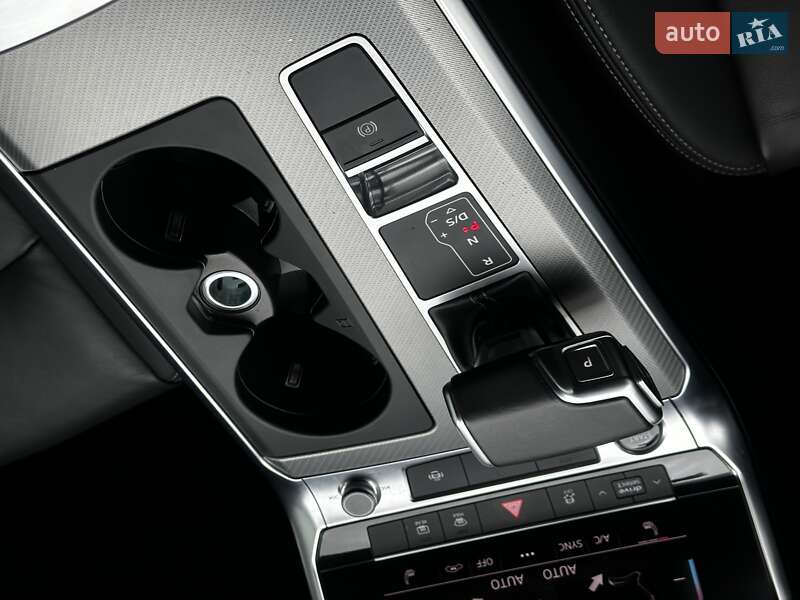 Седан Audi A6 2024 в Львові