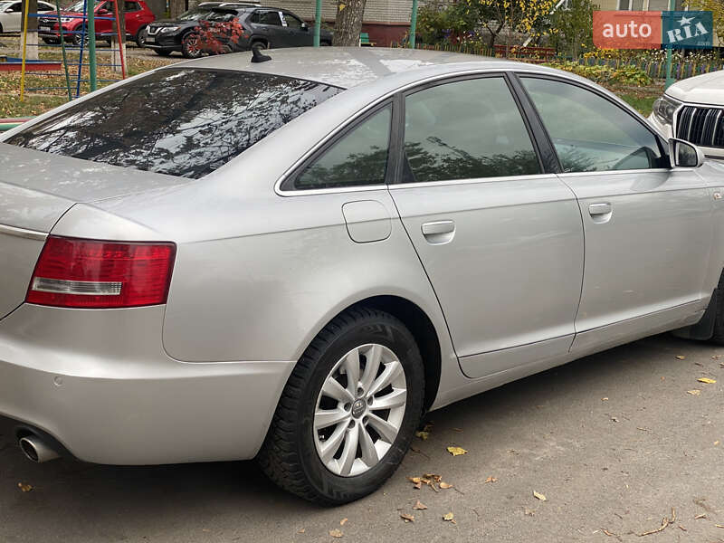 Седан Audi A6 2004 в Кременчуге