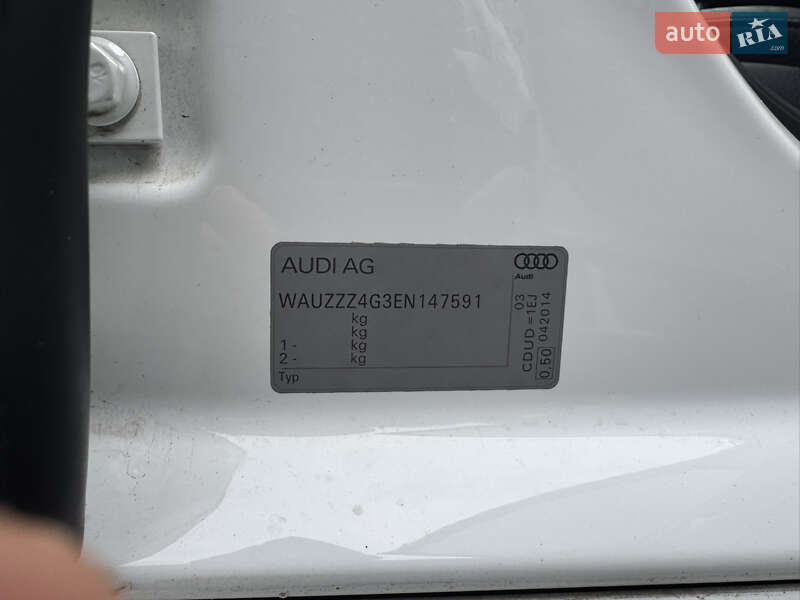 Седан Audi A6 2014 в Киеве