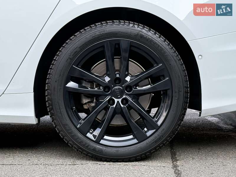 Седан Audi A6 2019 в Киеве