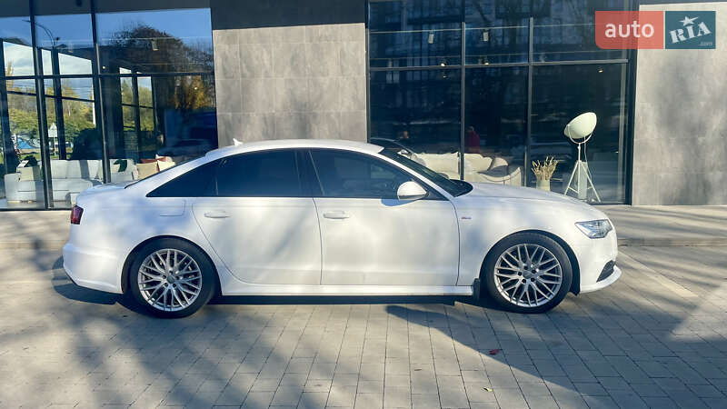 Седан Audi A6 2018 в Ужгороде