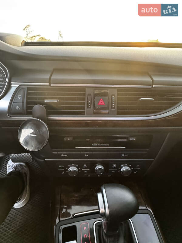 Седан Audi A6 2013 в Черноморске