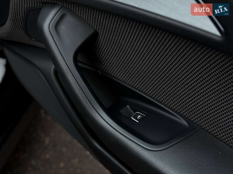 Универсал Audi A6 2016 в Ровно