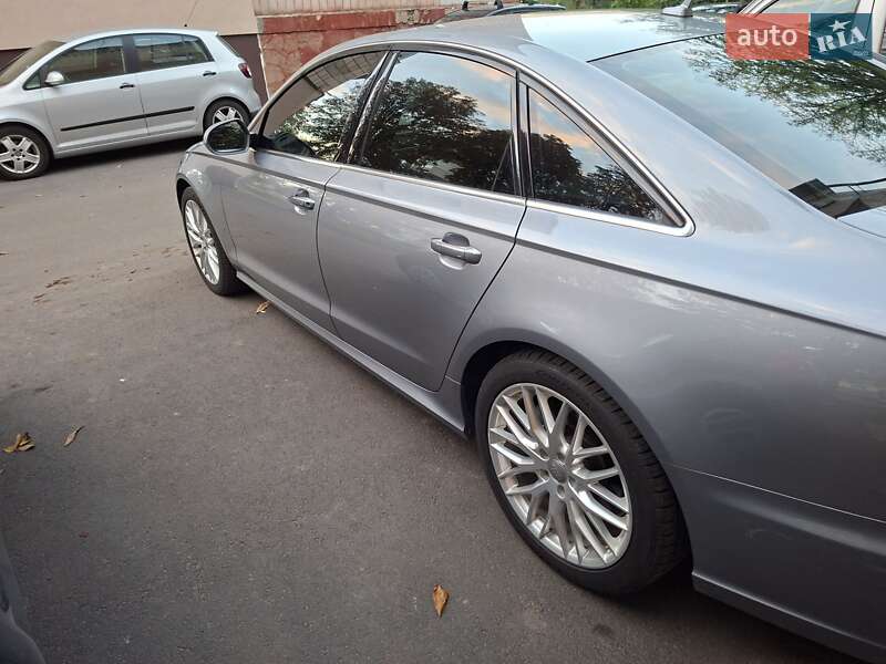 Седан Audi A6 2015 в Рівному