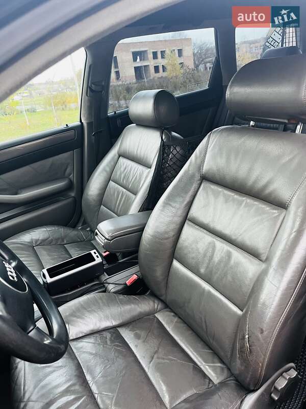 Универсал Audi A6 2001 в Киеве