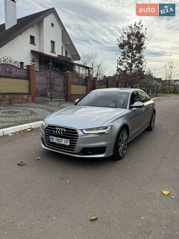 Седан Audi A6 2015 в Ровно