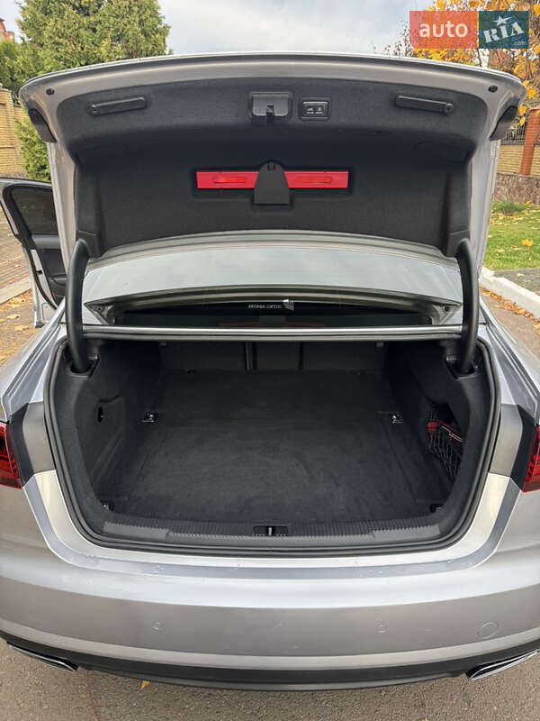 Седан Audi A6 2015 в Ровно