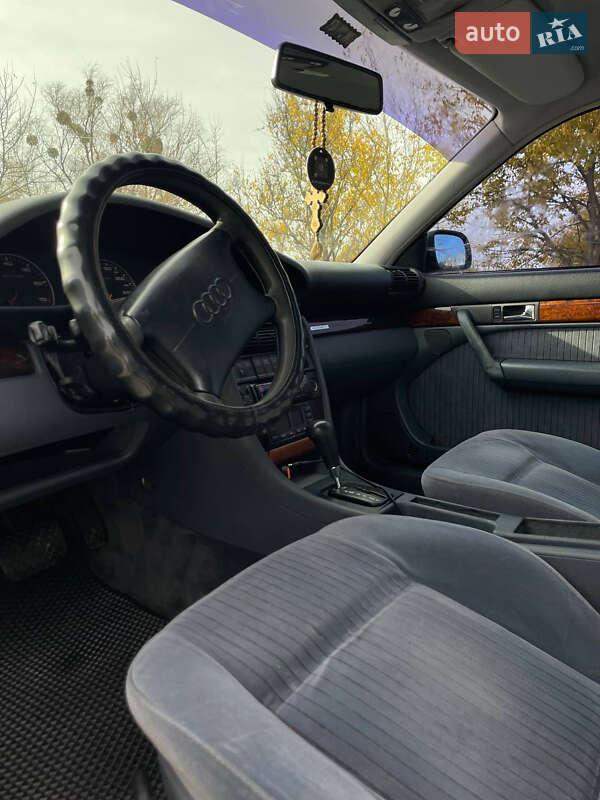 Седан Audi A6 1996 в Києві