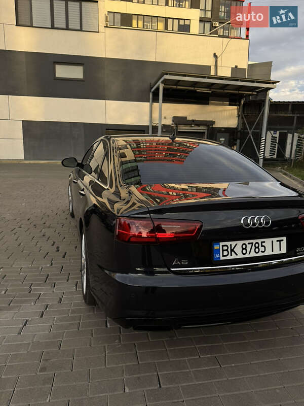 Седан Audi A6 2015 в Рівному