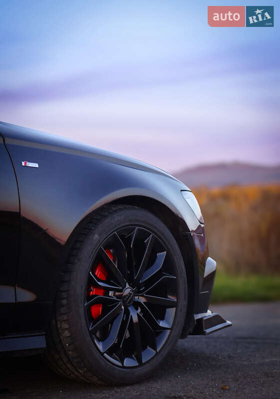 Седан Audi A6 2015 в Виноградові