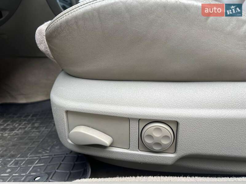 Седан Audi A6 2002 в Львове