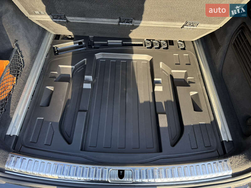 Универсал Audi A6 2019 в Киеве