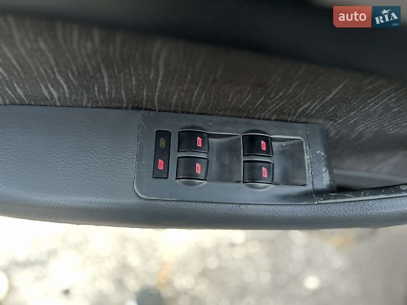 Універсал Audi A6 2001 в Миколаєві