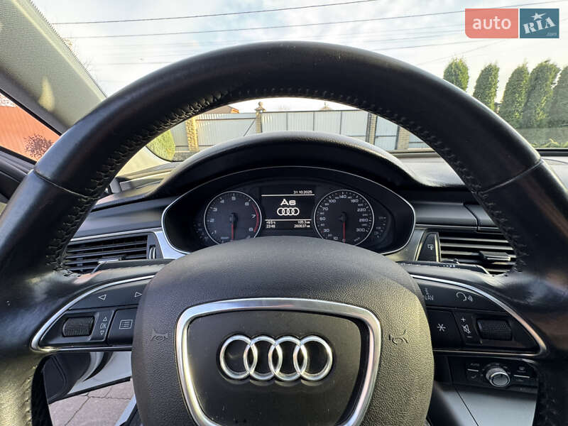 Седан Audi A6 2015 в Киеве