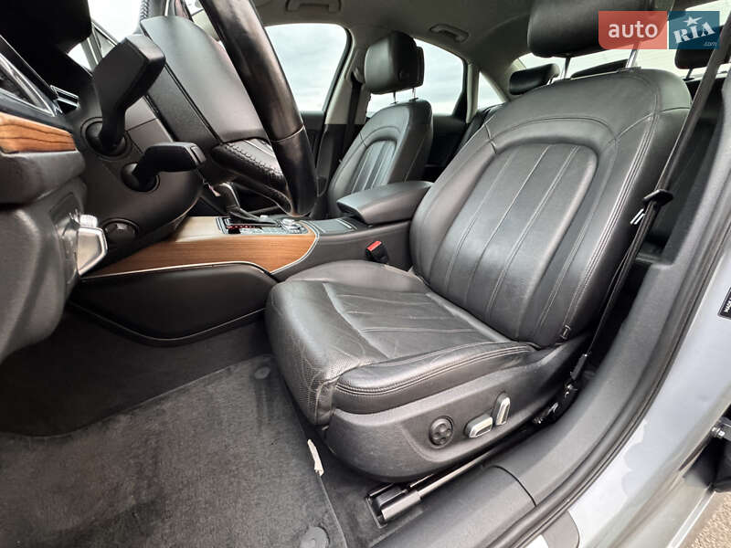 Седан Audi A6 2015 в Умані